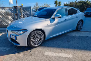 Alfa Romeo Giulia 2.2 TD AT8 190cv Ti