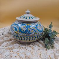 Vaso in ceramica dipinto a mano e firmato