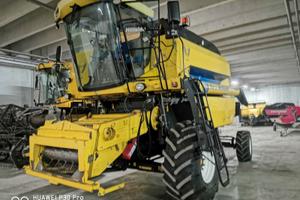 Mietitrebbia new holland tc5080