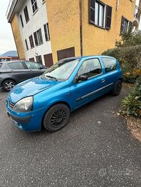 Renault clio per neopatentati