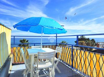 4 LOCALI A RIVA LIGURE
