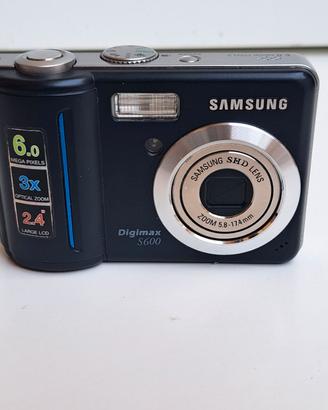 Fotocamera Digitale Samsung Digimax S600 - 6.0 Meg