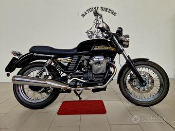 Moto Guzzi V7 Classic Black Edition - 2012