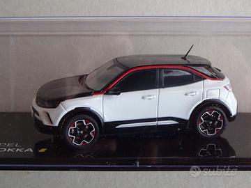 Opel Mokka scala 1/43 bianco con tetto nero NUOVO!