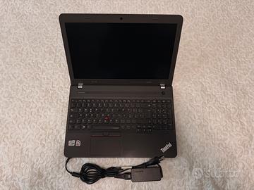 Notebook Lenovo 15.6 pollici 8 gb RAM Ssd 250 gb