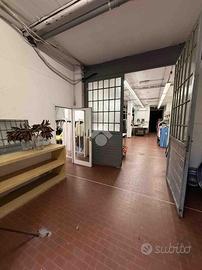 MAGAZZINO A SCANDICCI