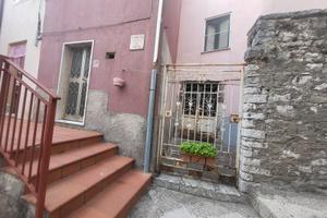 Accogliente casa su due livelli SASSINORO (BN)