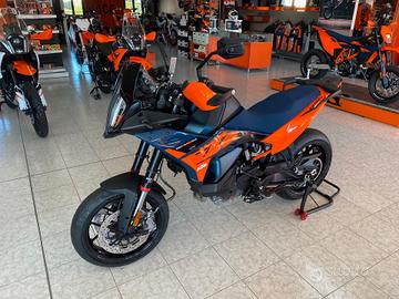 Ktm 890 Smt 2025