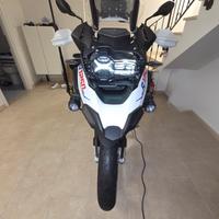 BMW R1250 GS Rallye – Cerchi Oro 