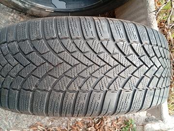  2 gomme invernali buoni 205/55 R17 M+S
