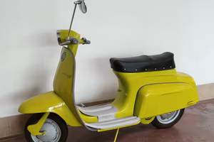 Lambretta j 50