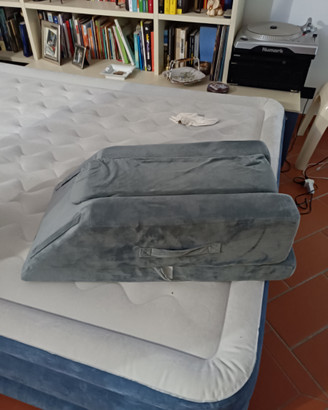 Cuscino sollevamento gambe