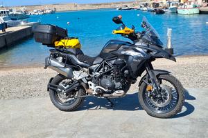benelli trk 500 2x
