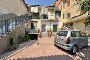 3 LOCALI A ARZANO