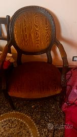 Poltrone , divanetto  in vlelluto e tavolino legno