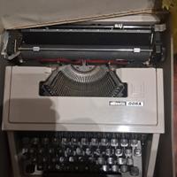 Macchina da scrivere