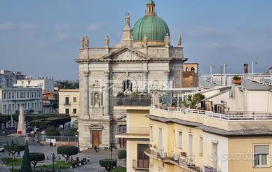 CENTRALISSIMO_ATTICO DI AMPIE DIMENSIONI CON GRAND