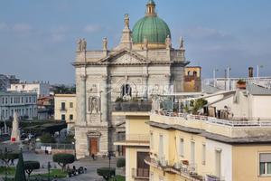 CENTRALISSIMO_ATTICO DI AMPIE DIMENSIONI CON GRAND