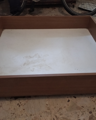 Tiretti sotto letto con rotelle
