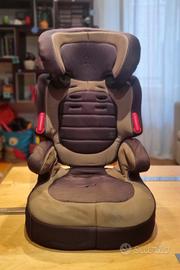 Seggiolino Booster auto 15-36 kg