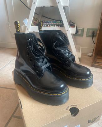 Dr. Martens