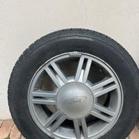 Cerchi in lega Ford 14 con gomme