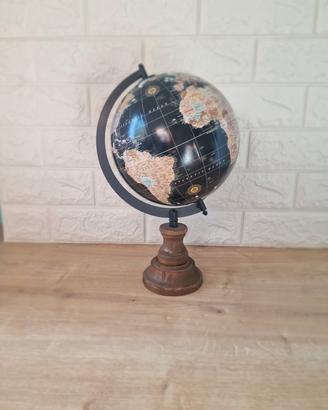 Elegante Mappamondo in legno