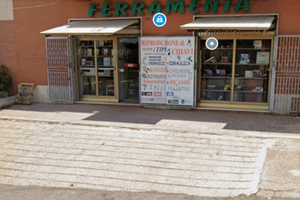 Attività di ferramenta