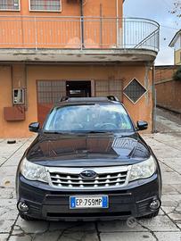 Subaru forester gpl con gancio traino