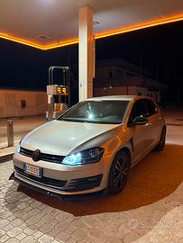 VOLKSWAGEN GOLF 7 1.6 TDI