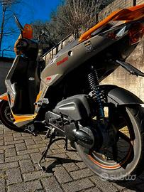 Scooter 50 CC - Kymco