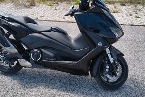 Yamaha TMAX 530 base (2017)