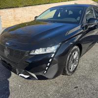 PEUGEOT 308 PureTech Turbo 130 S&S SW Act. Pack