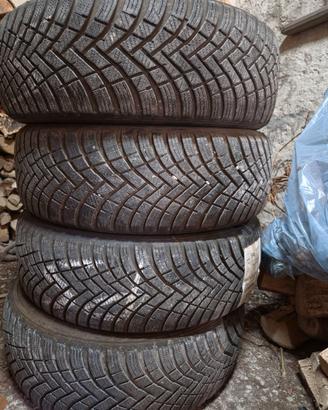 GOMME INVERNALI HANKOOK 205/55X17 95V