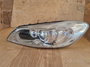 Volvo C30 Restyling 2009-2012 Faro sx xenon 