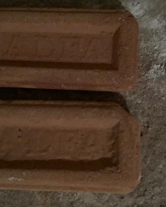 Mattonelle in cotto per interni ed esterni
