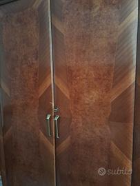 Armadio in legno della meta' del 900