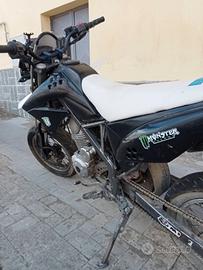 Kawasaki D-Tracker 125