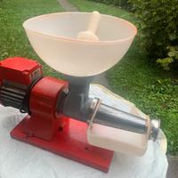 Passa pomodoro elettrico