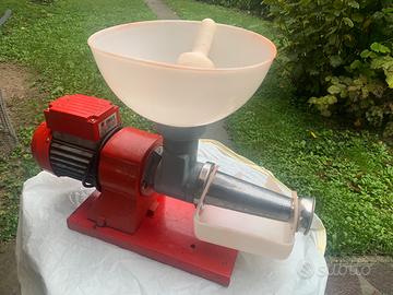 Passa pomodoro elettrico