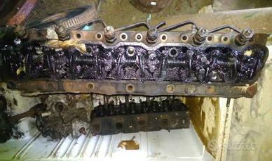 Testata e albero a camme nissan patrol 3.3 TURBO