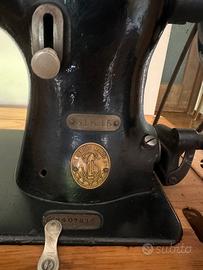 Macchina da cucire SINGER inizio 900