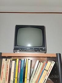 Tv bianco nero anni 70 Philips