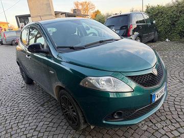 LANCIA Ypsilon 141,456km 1.2 69 CV 5p BENZINA/GP