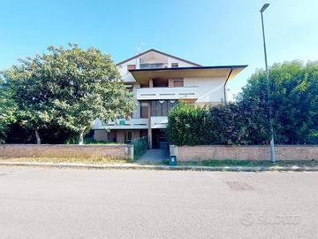 APPARTAMENTO BICAMERE CON TERRAZZO ABITABILE E ...