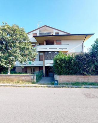 APPARTAMENTO BICAMERE CON TERRAZZO ABITABILE E ...