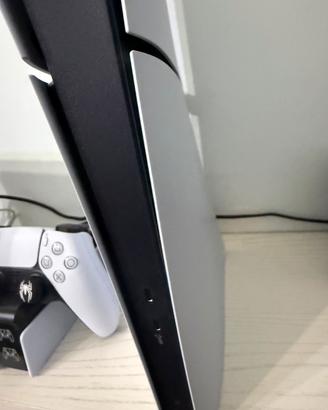 PlayStation 5 Slim – Come NUOVA (Dicembre) 