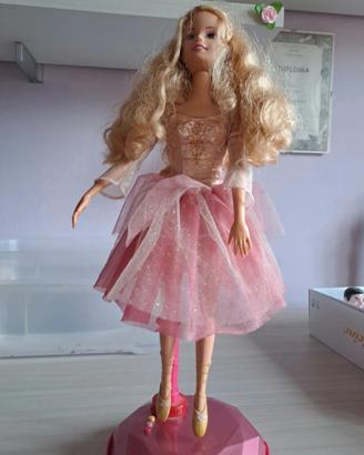 barbie dance whith genevieve