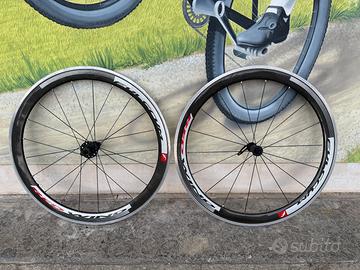 RUOTE STRADA FULCRUM RED WIND USATE