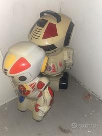 2 ROBOTS VINTAGE